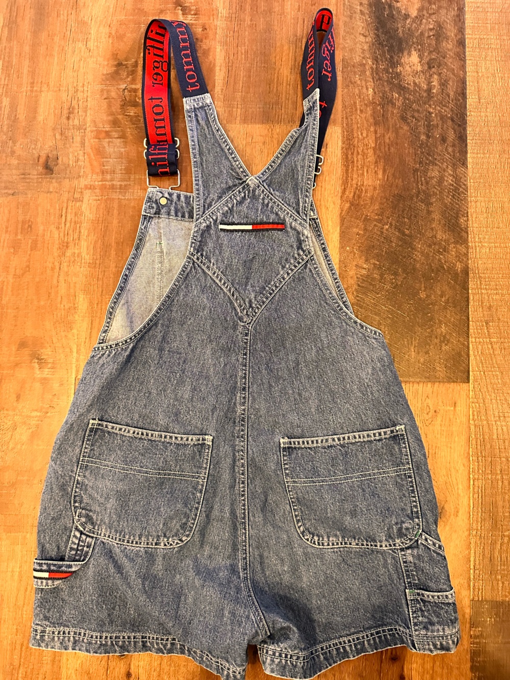 Tommy Hilfiger Y2K Blue Denim Shortalls with Red Branded Straps size medium - Picture 7 of 9